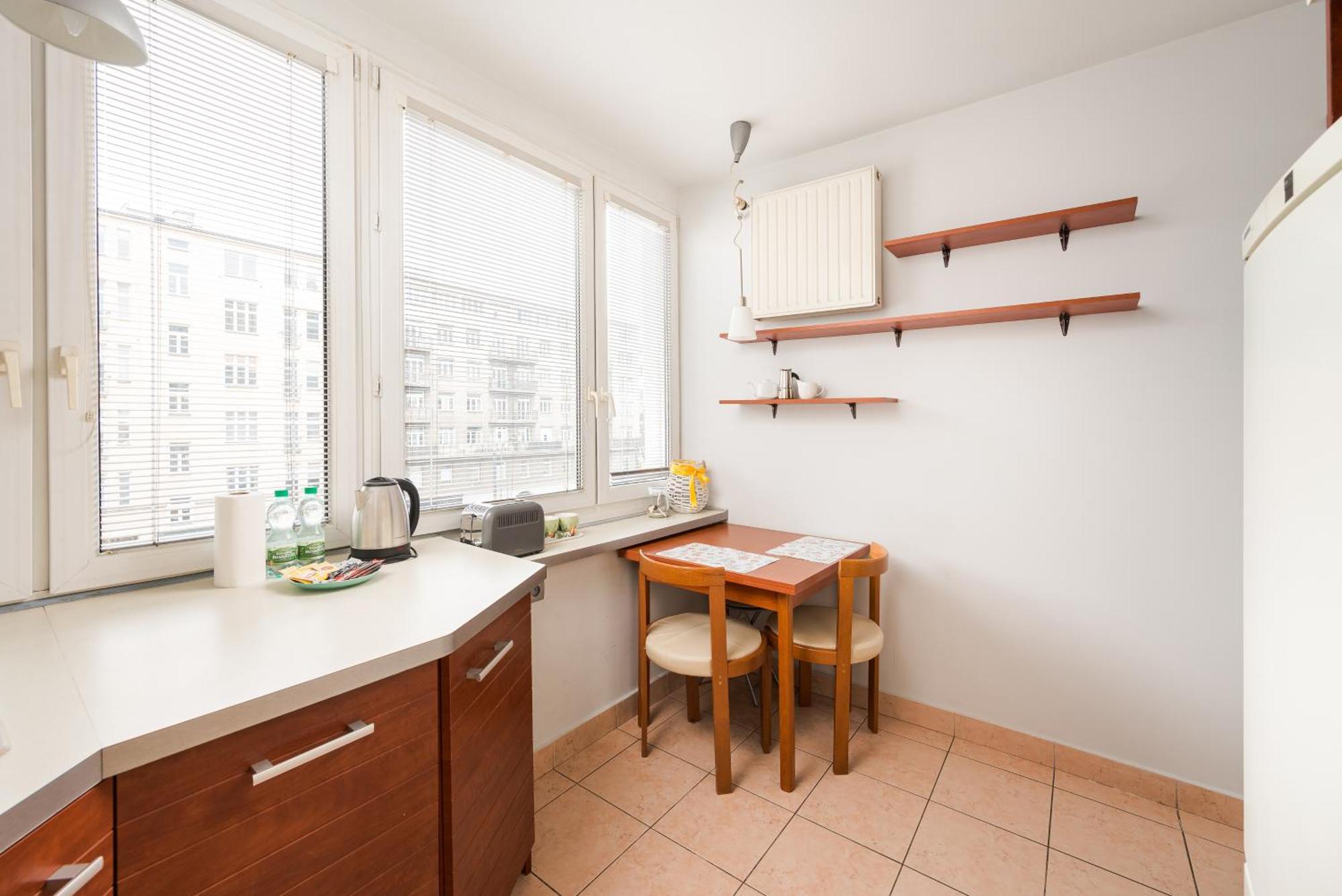 Stay With Friends In Warsaw Apartment Exterior photo